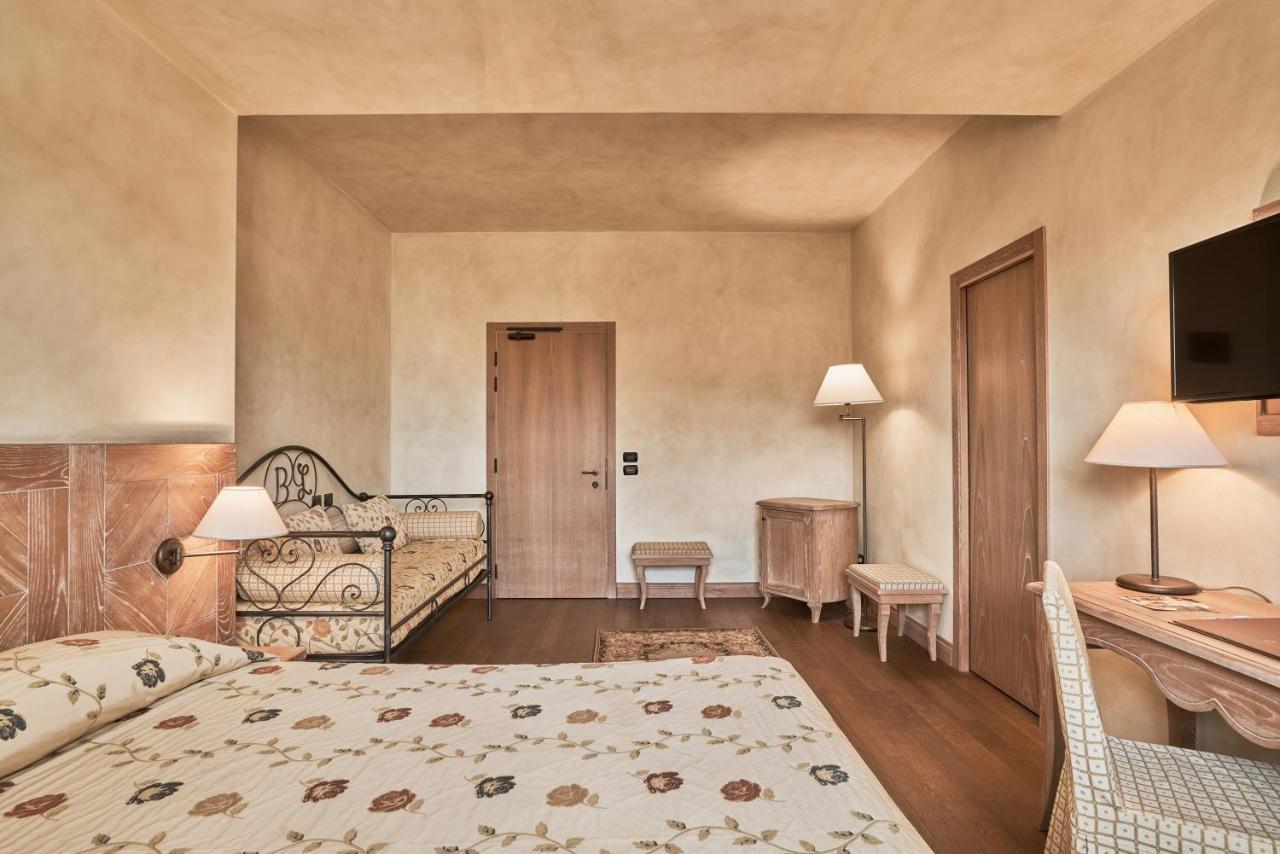 Hotel Borgo Lanciano Castelraimondo Exterior foto